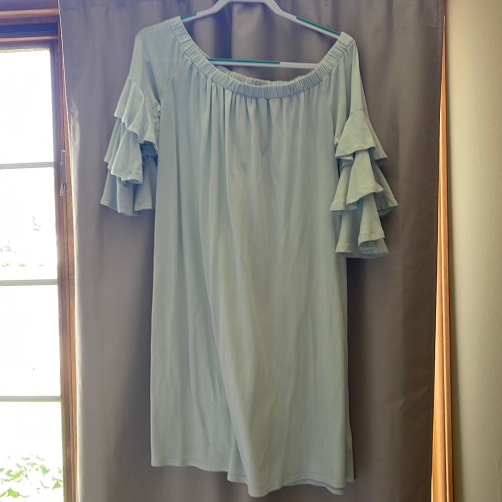 OFF THE SHOULDER DRESS